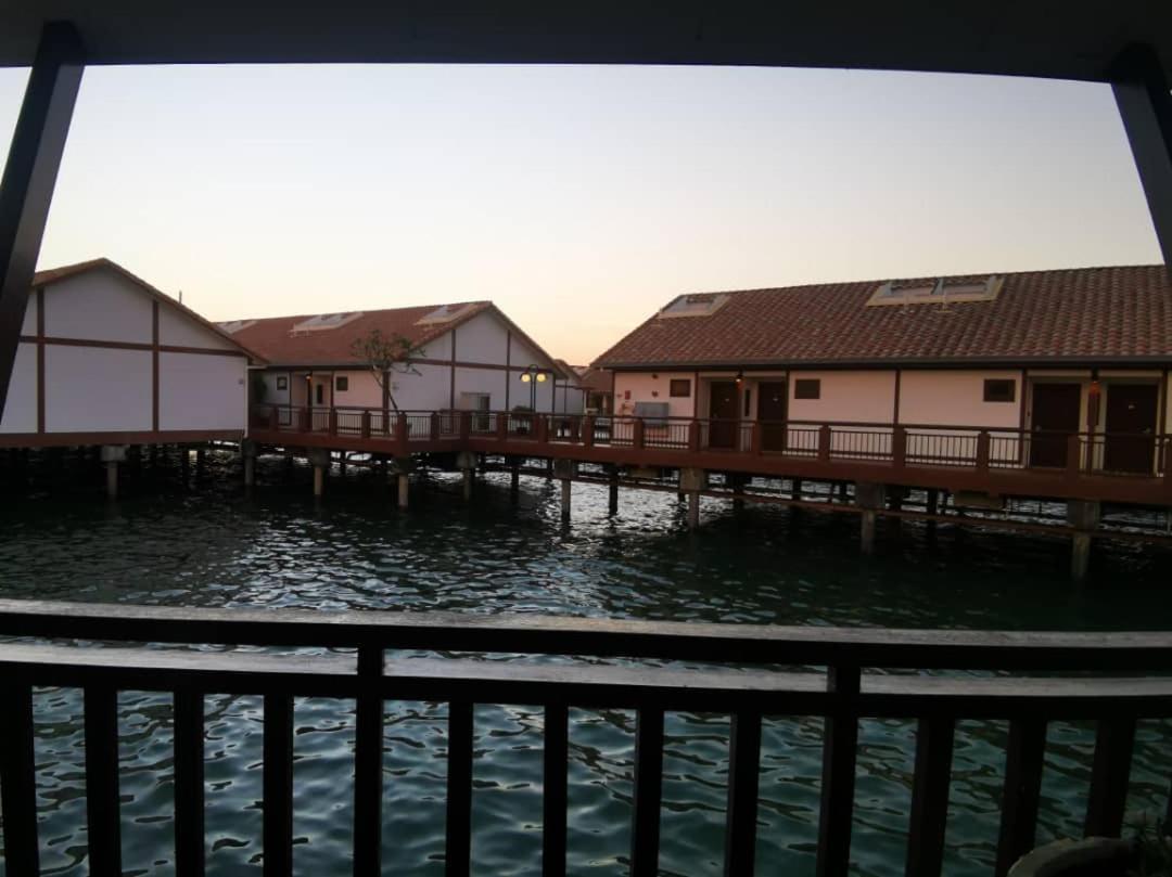 Water Chalet Port Dickson- Private 外观 照片