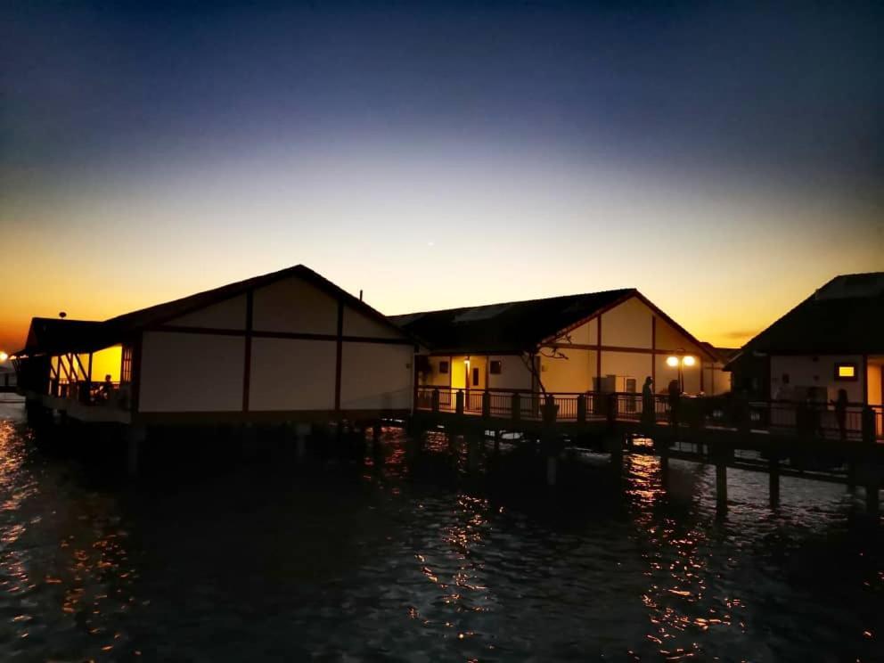 Water Chalet Port Dickson- Private 外观 照片